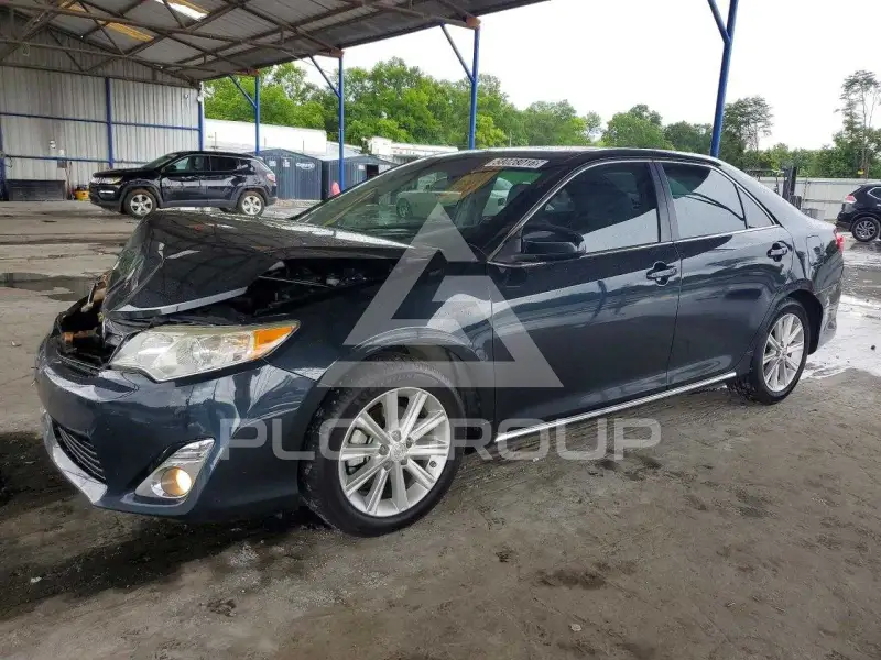 2012 Toyota CAMRY фото