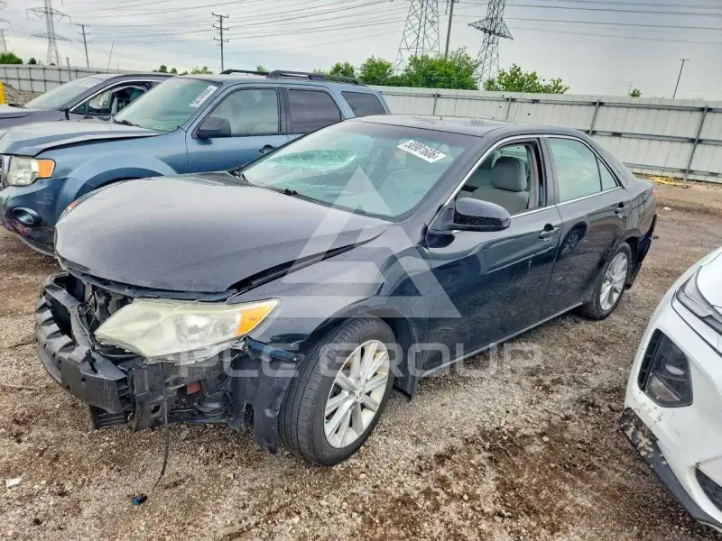 2012 Toyota CAMRY фото