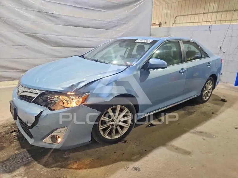 2012 Toyota CAMRY фото