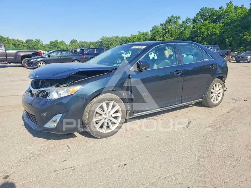 2012 Toyota CAMRY фото