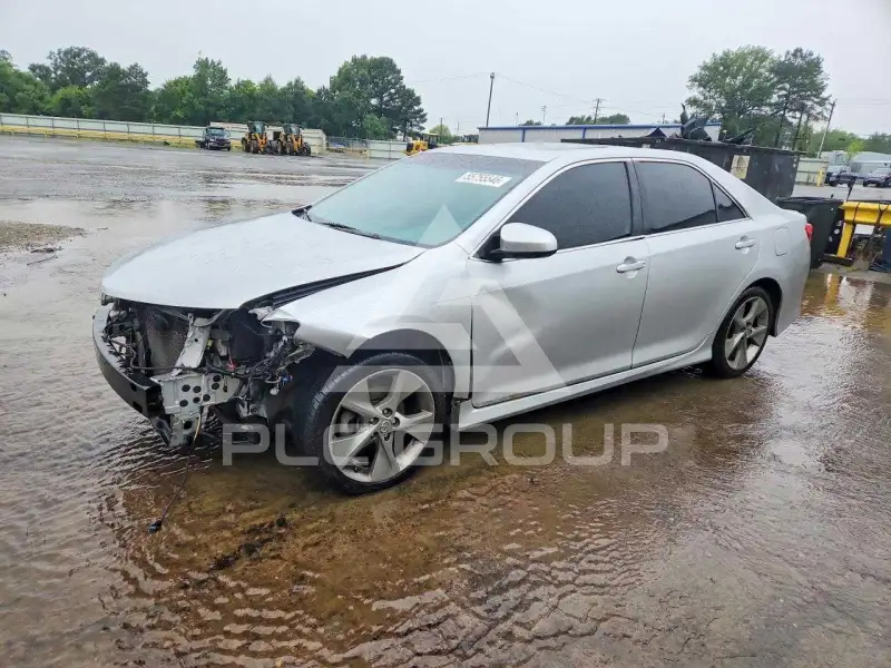 2012 Toyota CAMRY photo