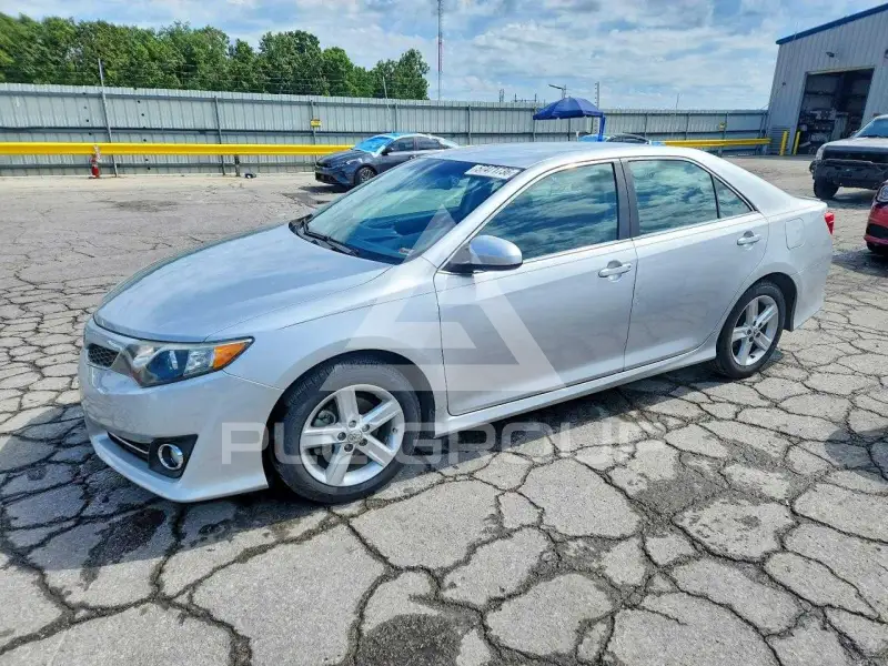 2012 Toyota CAMRY фото