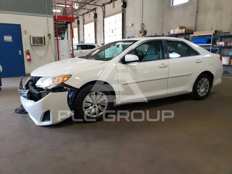 2012 Toyota CAMRY photo