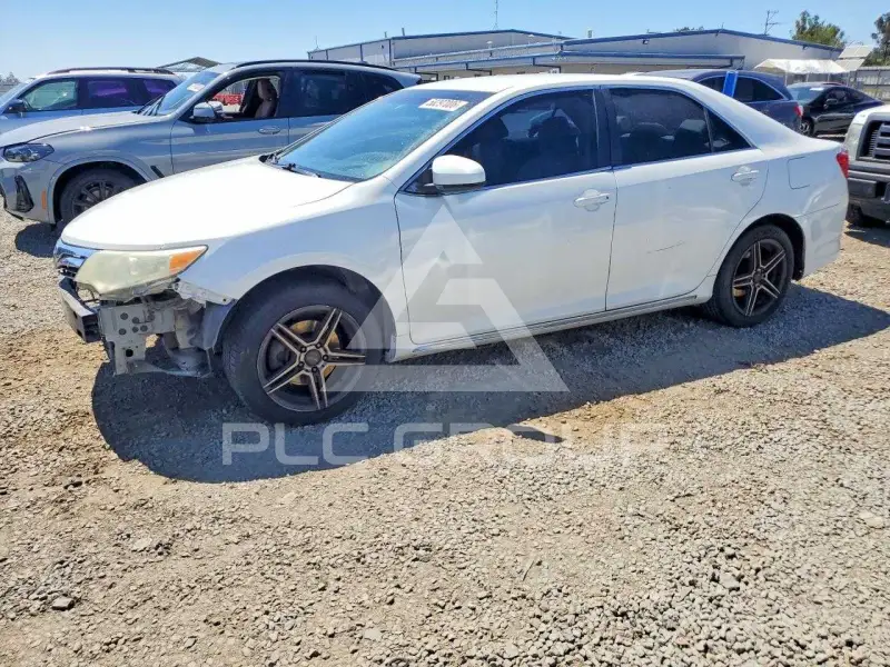 2012 Toyota CAMRY фото