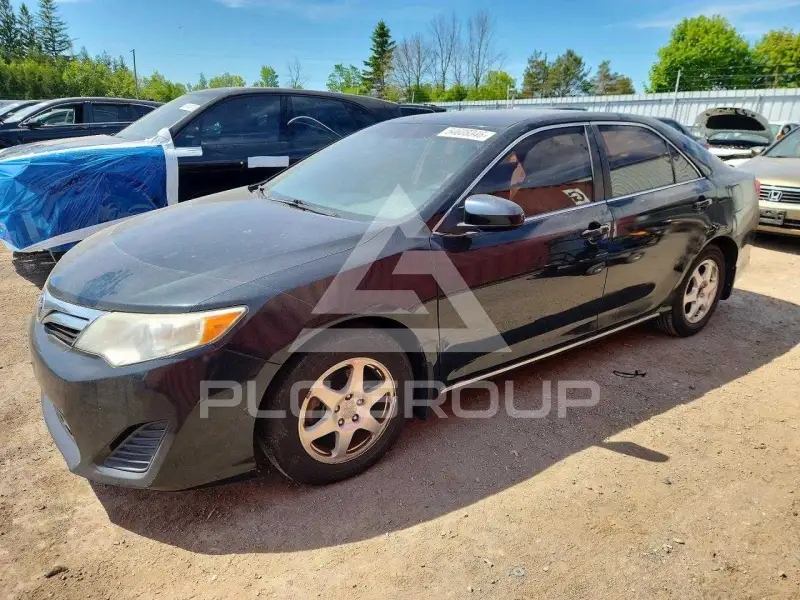2012 Toyota CAMRY фото
