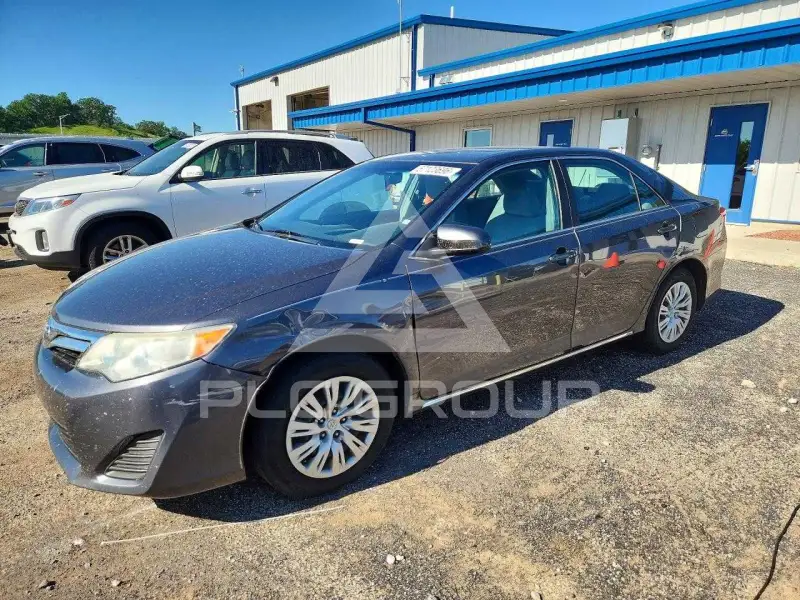 2012 Toyota CAMRY photo