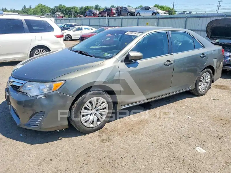 2012 Toyota CAMRY photo