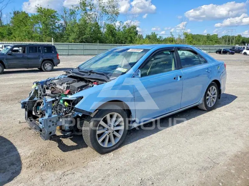2012 Toyota CAMRY фото