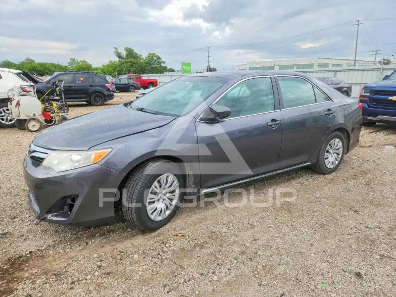 2012 Toyota CAMRY photo