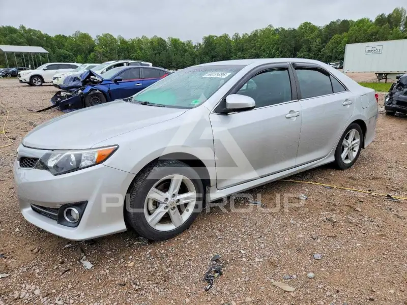 2012 Toyota CAMRY photo