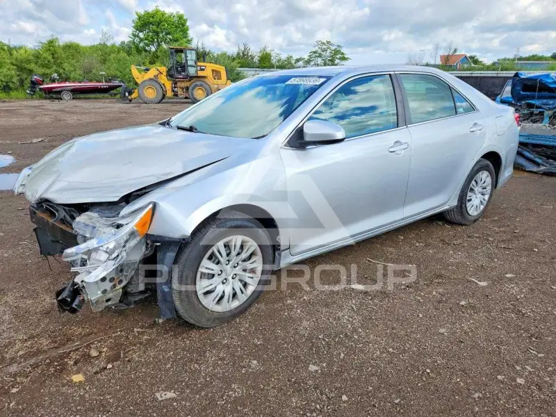 2012 Toyota CAMRY фото
