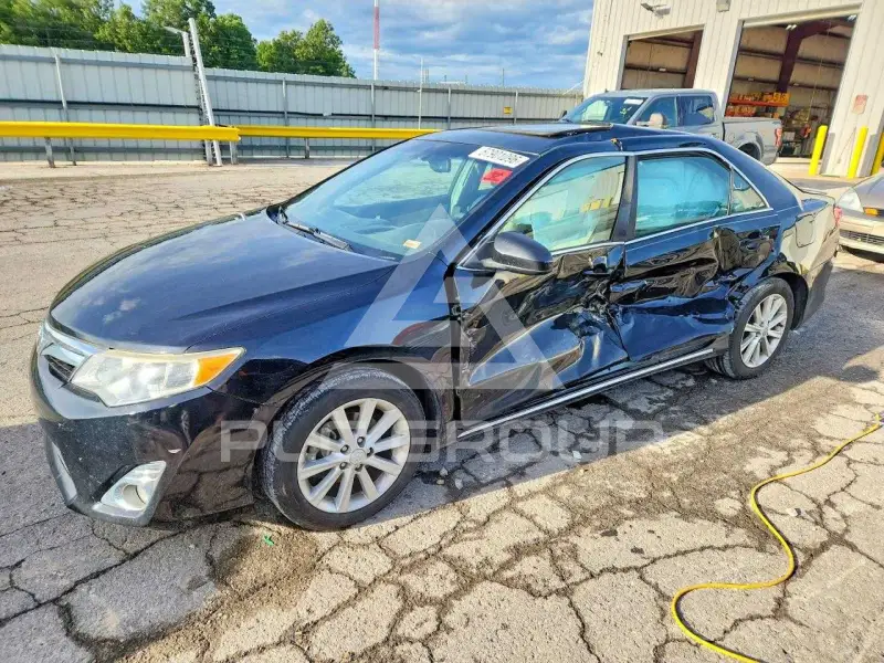 2012 Toyota CAMRY фото