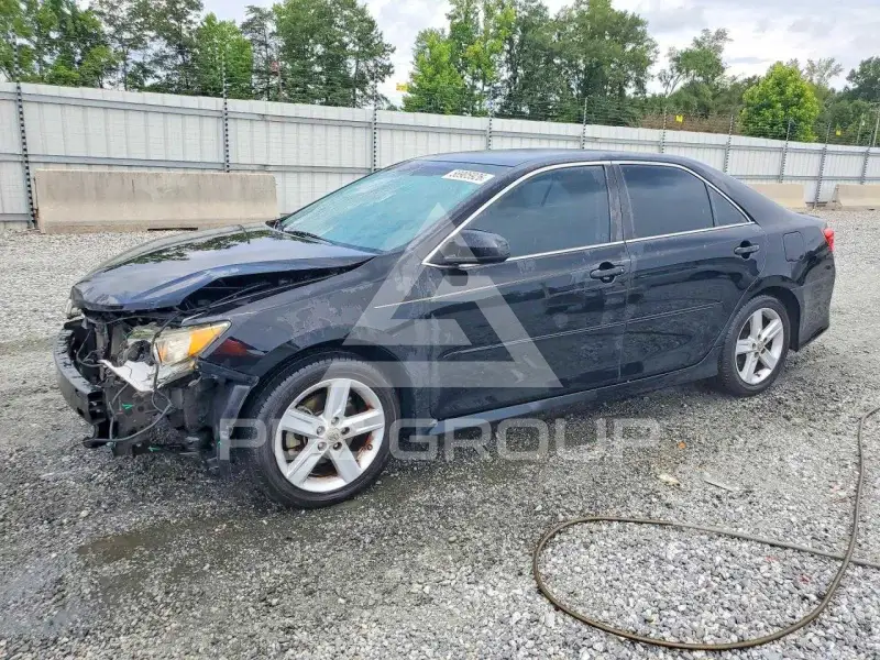 2012 Toyota CAMRY photo