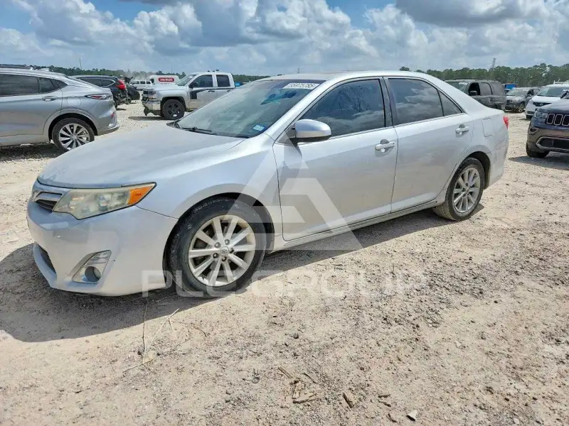 2012 Toyota CAMRY photo