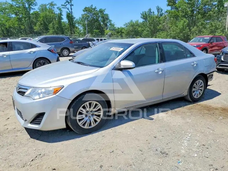 2012 Toyota CAMRY фото