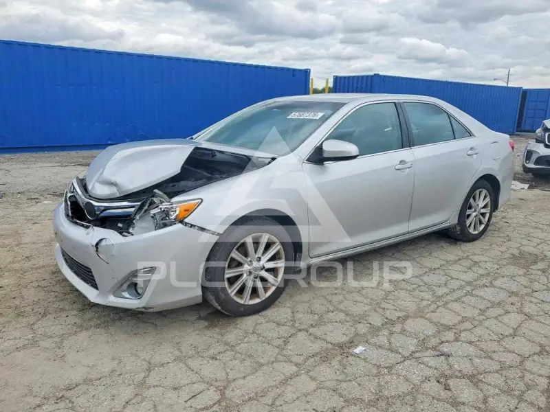 2012 Toyota CAMRY фото