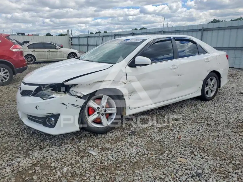 2012 Toyota CAMRY photo