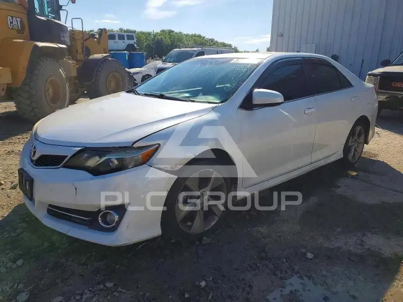 2012 Toyota CAMRY фото