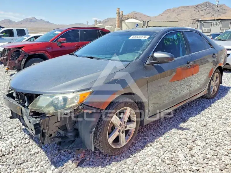 2012 Toyota CAMRY photo