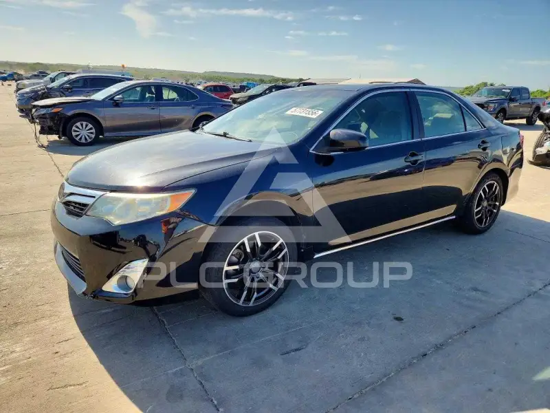 2012 Toyota CAMRY фото