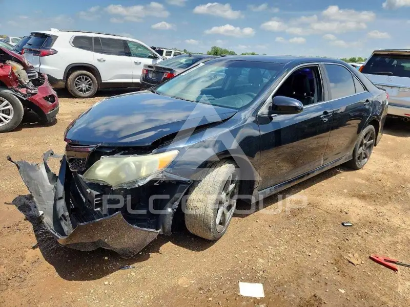 2012 Toyota CAMRY фото