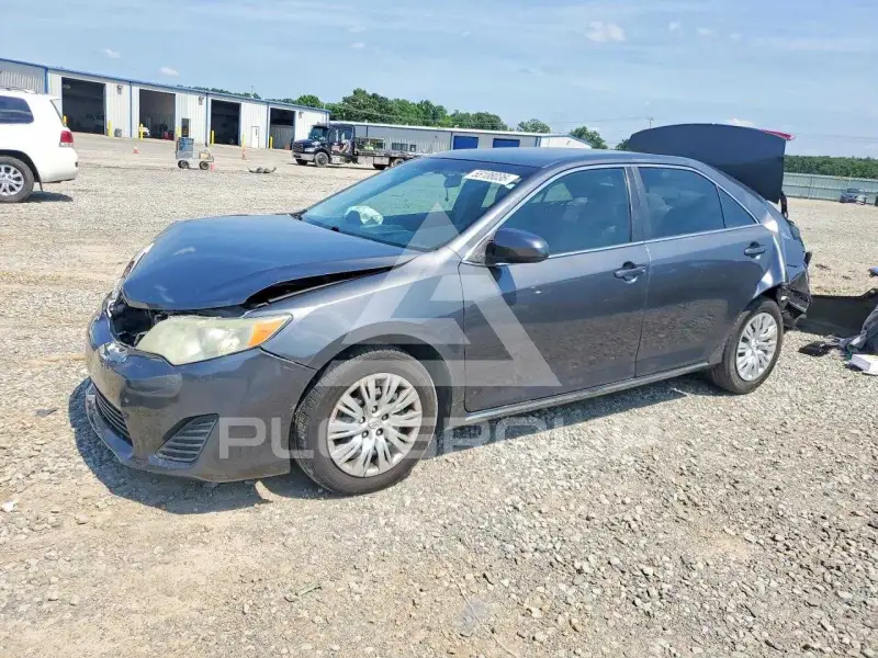 2012 Toyota CAMRY фото