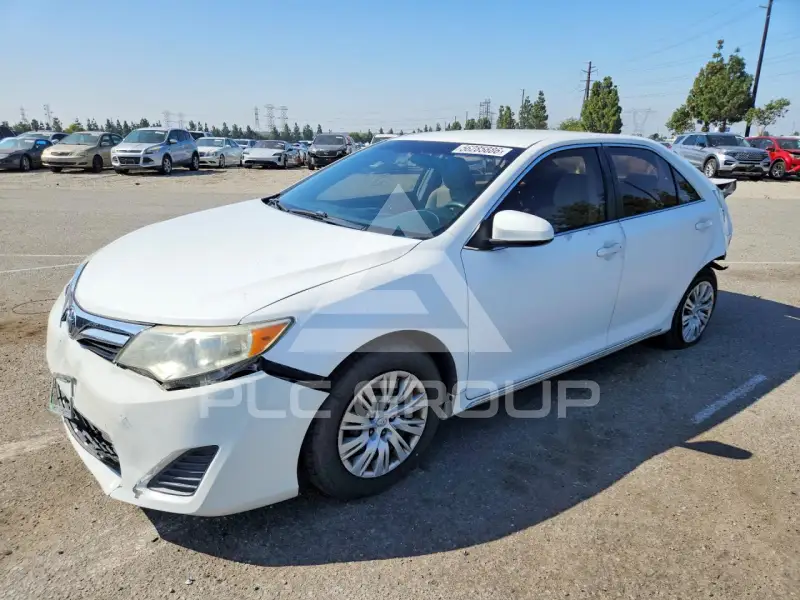 2012 Toyota CAMRY фото