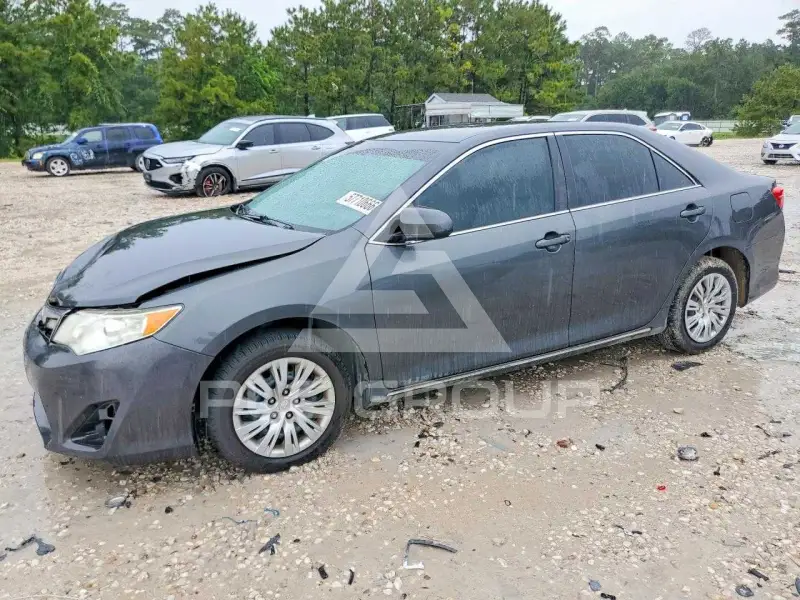 2012 Toyota CAMRY фото