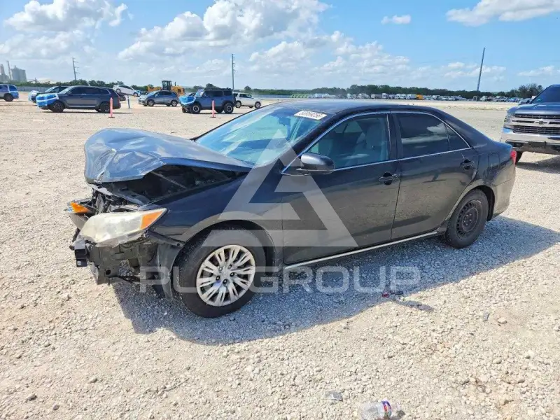 2012 Toyota CAMRY photo