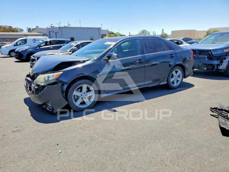 2012 Toyota CAMRY photo