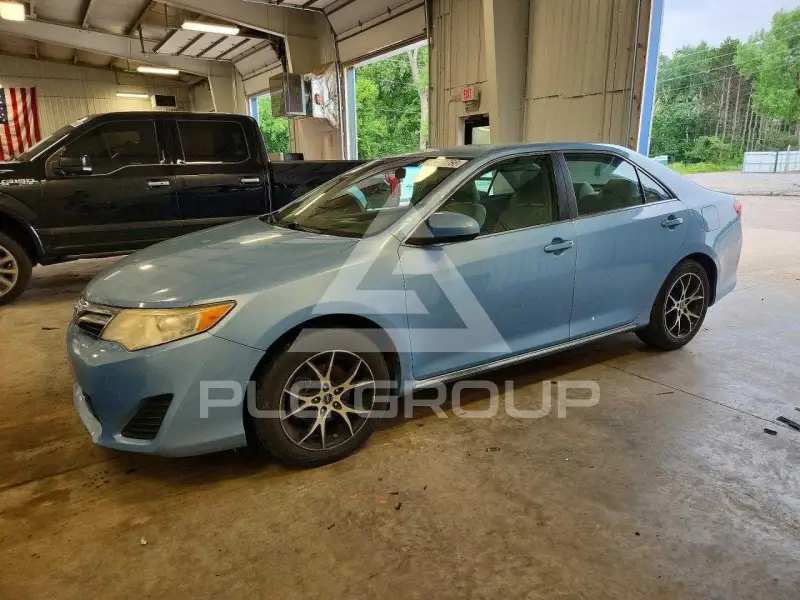 2012 Toyota CAMRY photo