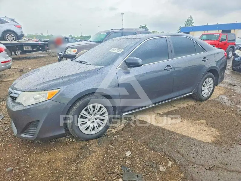 2012 Toyota CAMRY photo