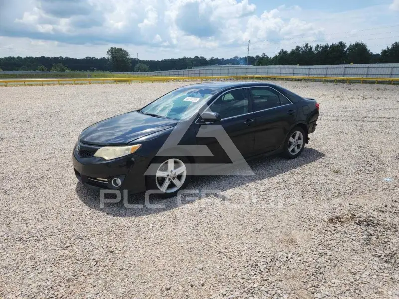 2012 Toyota CAMRY photo