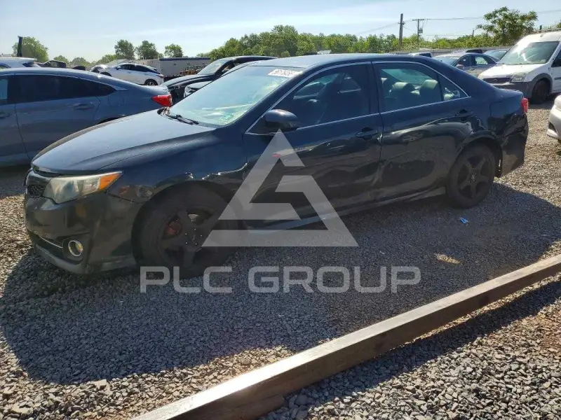 2012 Toyota CAMRY фото