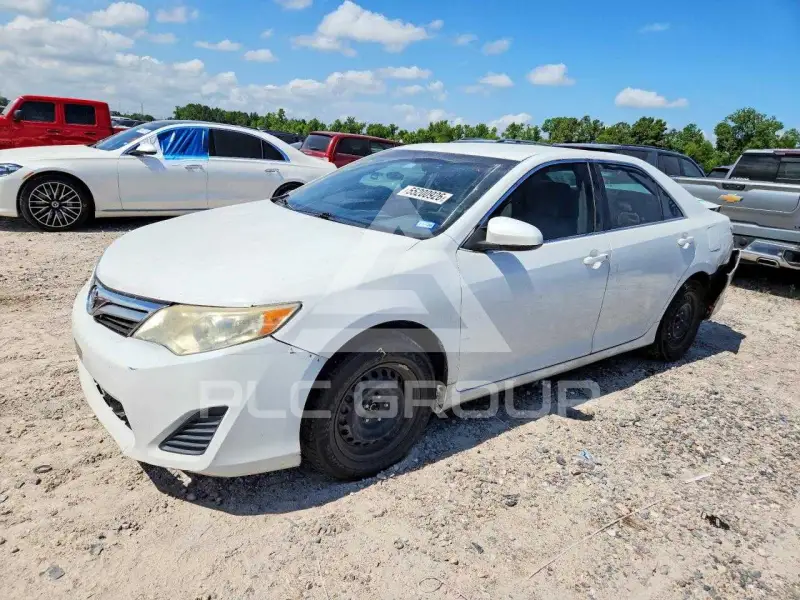 2012 Toyota CAMRY photo
