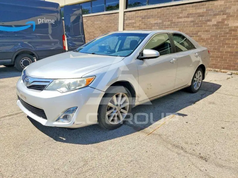 2012 Toyota CAMRY фото