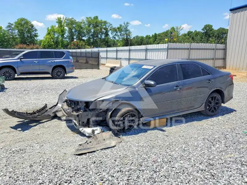 2012 Toyota CAMRY фото