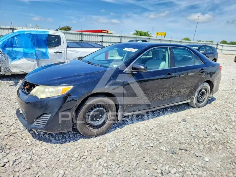 2012 Toyota CAMRY photo