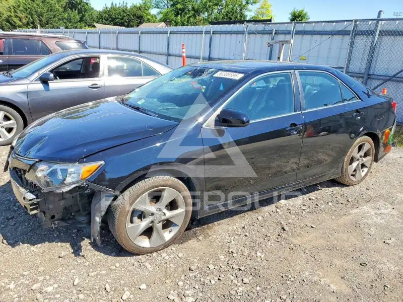 2012 Toyota CAMRY фото