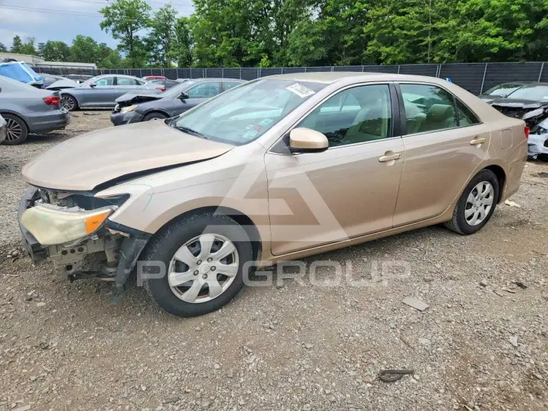 2012 Toyota CAMRY photo