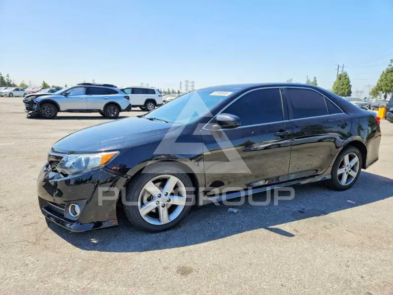 2012 Toyota CAMRY фото