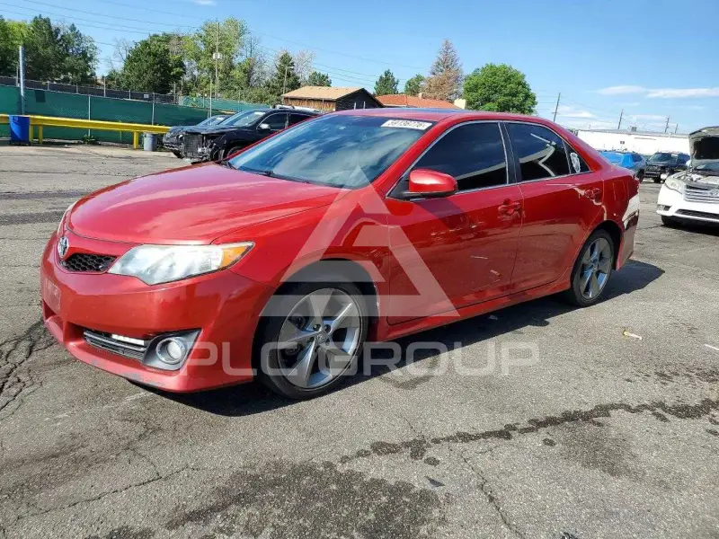 2012 Toyota CAMRY фото