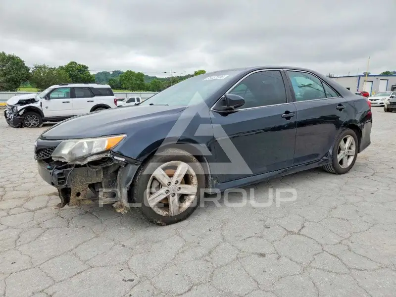 2012 Toyota CAMRY фото