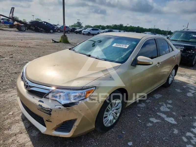 2012 Toyota CAMRY фото