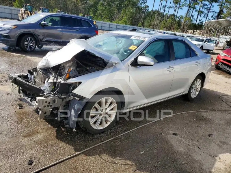 2012 Toyota CAMRY фото