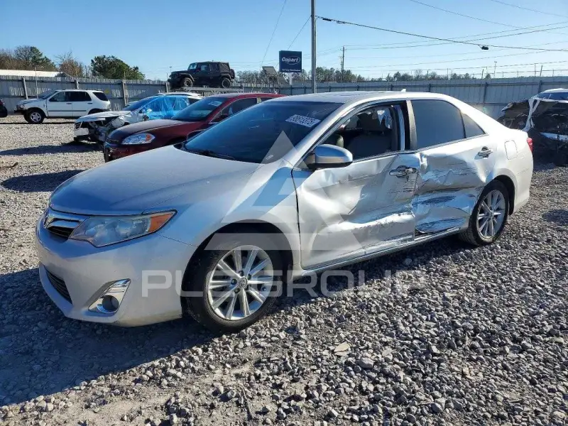 2012 Toyota CAMRY фото