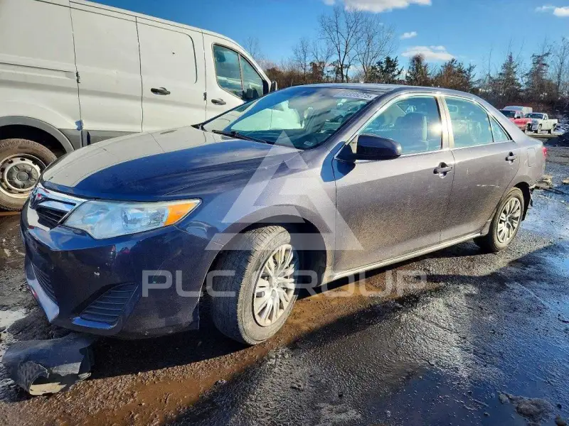 2012 Toyota CAMRY фото