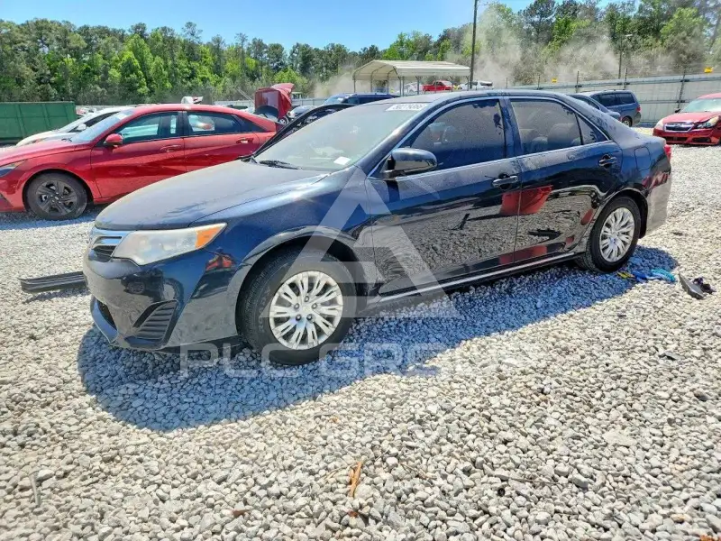 2012 Toyota CAMRY фото