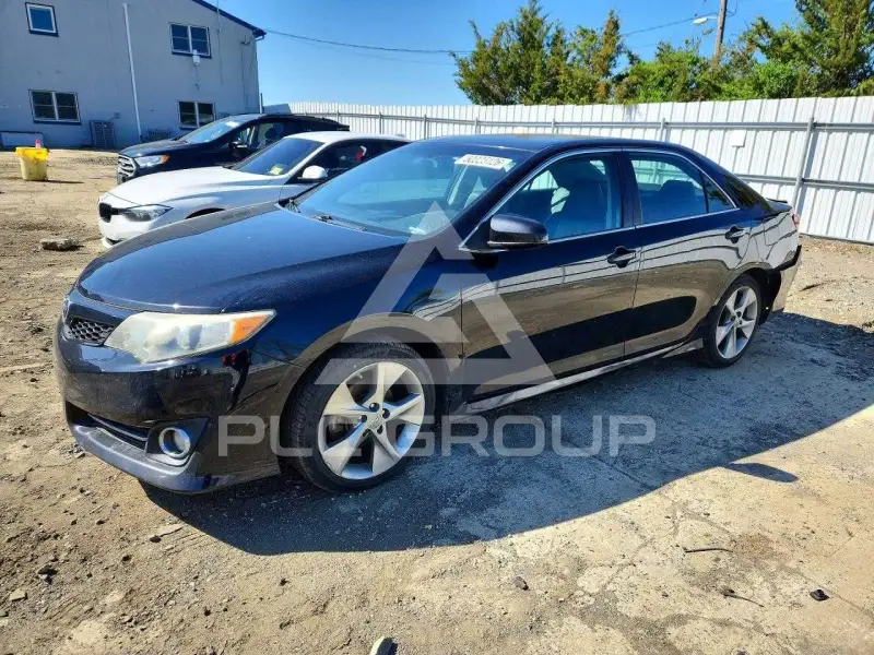 2012 Toyota CAMRY фото