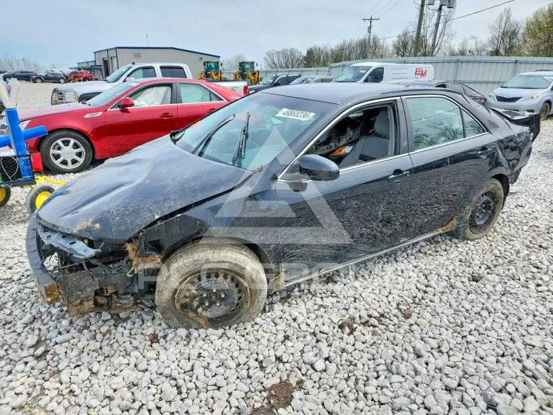 2012 Toyota CAMRY фото
